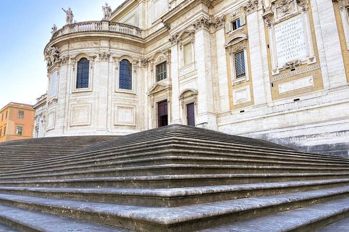 St Mary’s Basilica: Pope Francis Tomb, Dome and Crypt Ticket