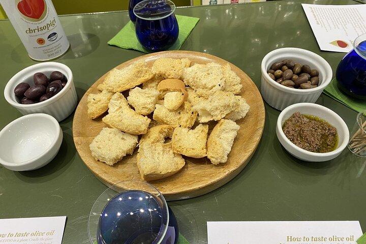 Athens: Cretan Olive Oil Tasting Experience