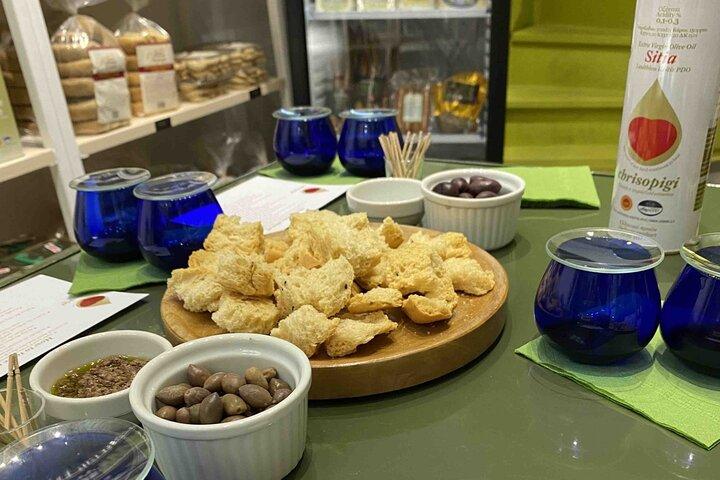 Athens: Cretan Olive Oil Tasting Experience