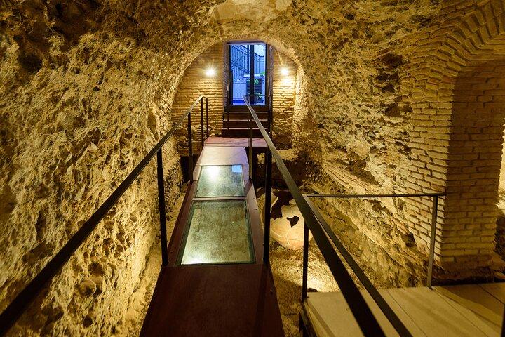Toledo Underground Tour Visit Roman Baths and Private Cellars