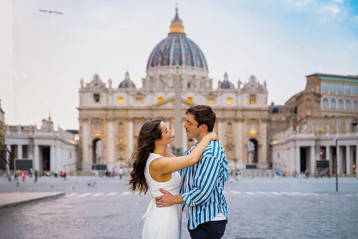 Rome: Vatican & Castel Sant’Angelo Photoshoot, Private & Custom