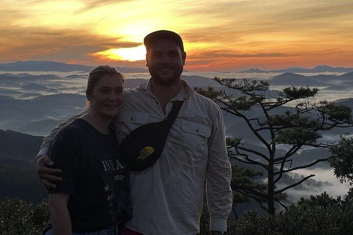 Da Lat Sunrise and Cloud Hunting Trek – Early Morning Hiking Tour