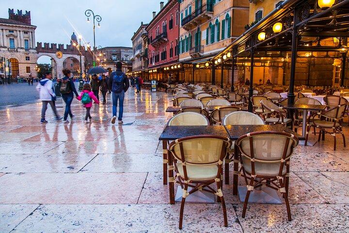 Verona Sunset: Wine and Aperitivo Food Tour by Do Eat Better
