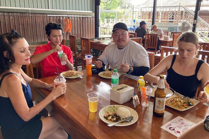 Bangkok Floating Market & Railway Market Tour with Private Car