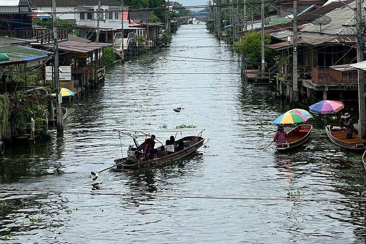 Bangkok Floating Market & Railway Market Tour with Private Car
