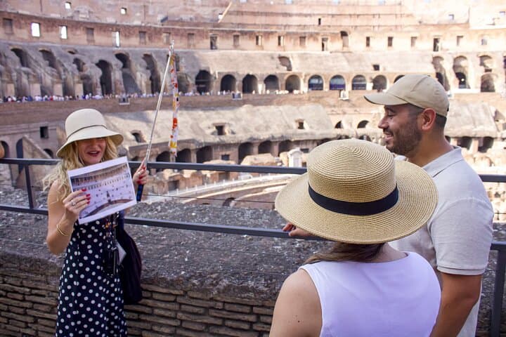 VIP Colosseum, Palatine Hill and Roman Forum Guided Tour