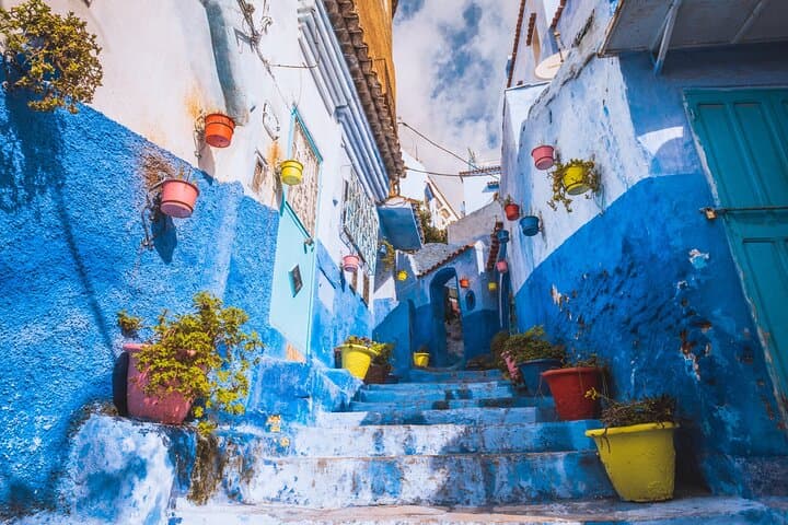 From Casablanca: 6-Day Tour To Marrakech Via Chefchaouen & Desert