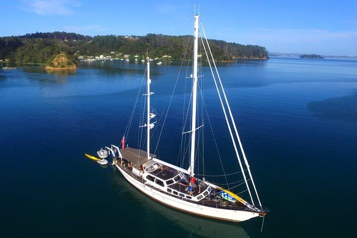 Yonder Star Sailing Yacht