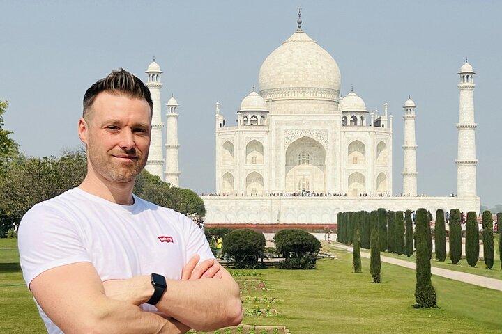 Taj Mahal and Agra Fort Skip the Line Private Tour