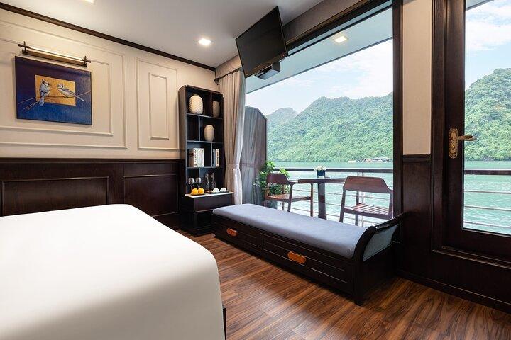 Hanoi: 2 Day 1 Night Luxury Cruise in Halong and Lan Ha Bay