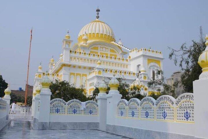 Lahore Private 5 Days 5 Nights Enchanted West Punjab Tour