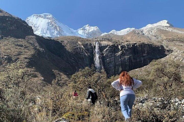Laguna Parón : the turquoise mirror of the Cordillera Blanca