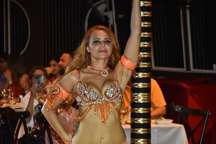 Istanbul New Year's Eve 2027 Dinner and Party Cruise on Bosphorus