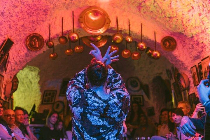 Flamenco show at Cueva Los Amayas, in Sacromonte