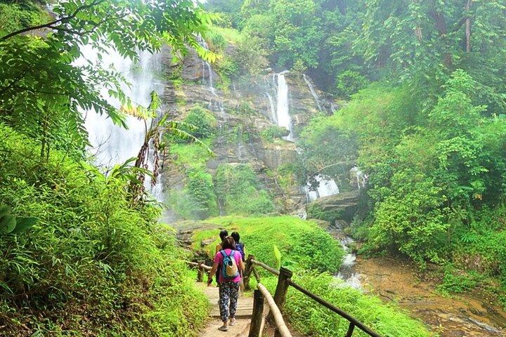Doi Inthanon National Park with Nature Trail Trekking 1-Day Tour