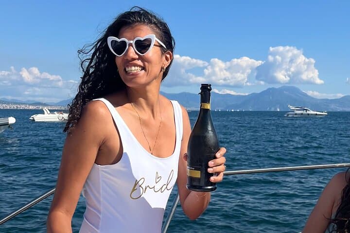 Private Boat Tour – Gulf of Naples with Skipper, Swim & Aperitif