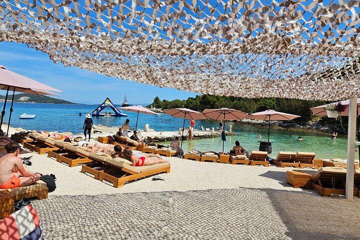 Blue Lagoon & Underwater Museum from Split with Lunch & Drinks