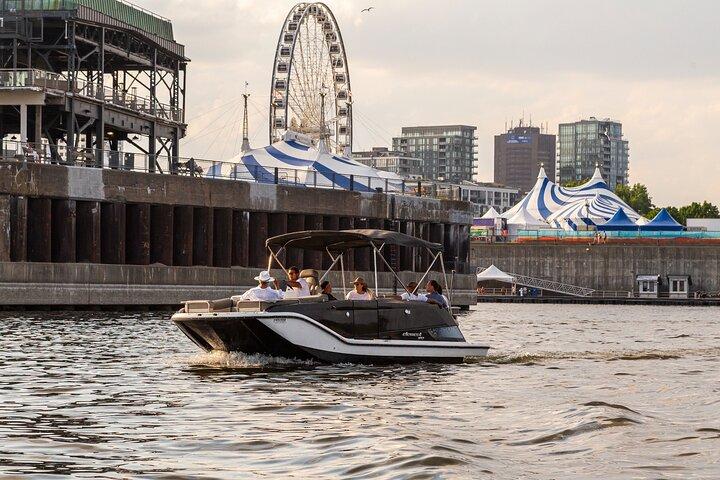 The Ultimate Montreal Boat Tour (1hrs)