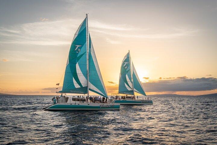 Maui: Ka'anapali Luxury Sunset Cocktail Sail with Open Bar