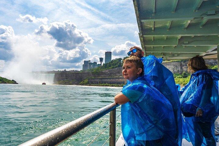 Niagara Falls USA Premium Tour: Helicopter & Maid of the Mist