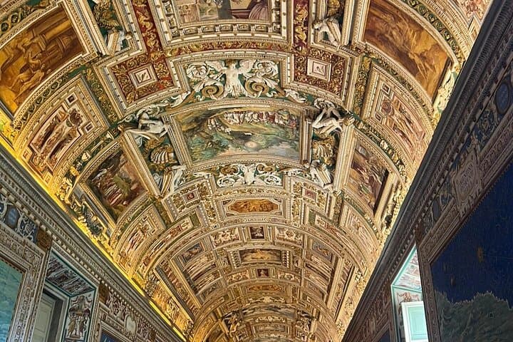 Vatican Museums & Sistine Chapel Priority Entrance Ticket