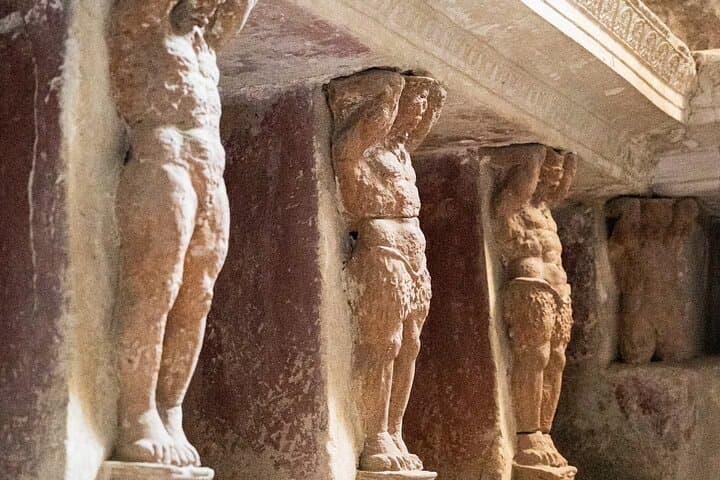 Best of Pompeii & Herculaneum: Private Tour with an Archaeologist