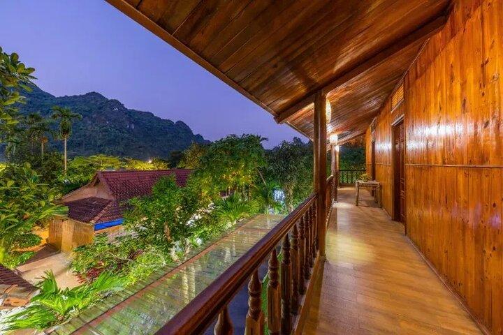 Lan Ha Bay 2 Days 1 Night Adventure