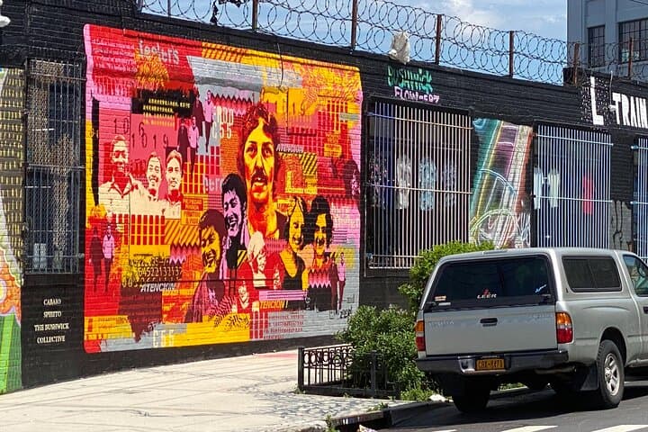NYC Bus Tour of Brooklyn, Bronx, Queens: Art, Food & Sports