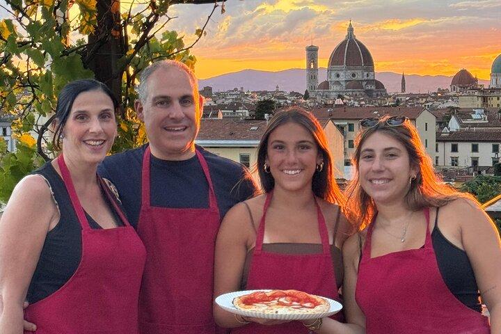 cooking class Pizza with a View of Florence Cathedral