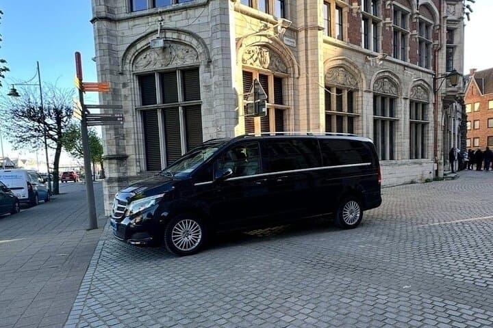 Private Transfer from Amsterdam to Brussels 2h stop Antwerp