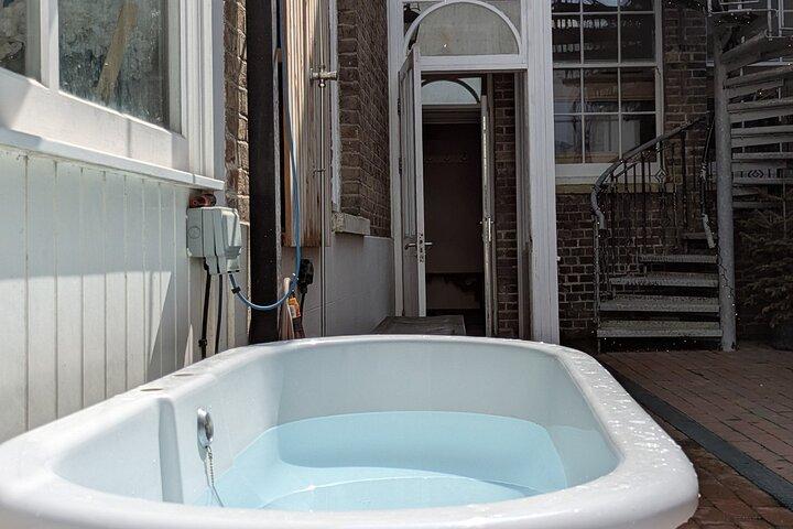 Sauna and Cold Plunge Experience