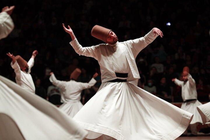 Al Tannoura Egyptian Heritage Dance Troupe Show in Cairo