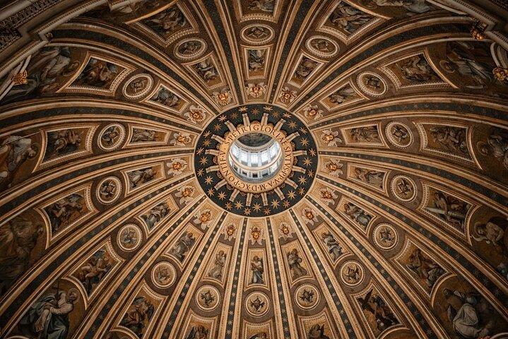Guided Tour of St. Peter’s Basilica and the Vatican Grottoes