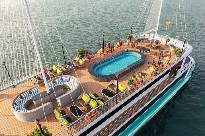 Amethyst Daily Cruise - 1 Day Luxury Halong Bay Tour from Hanoi