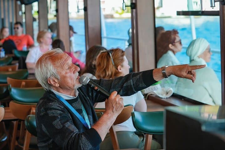 Bosphorus Afternoon Cruise with Turkish Lunch and Live Guide