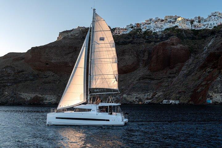 5 Hour Semi Private Catamaran Tour in Santorini with Lunch