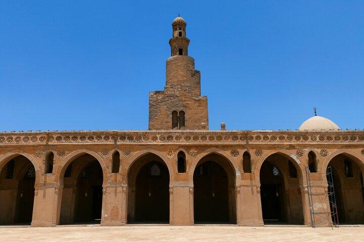 Private Islamic Cairo Mosques and Museum Tour