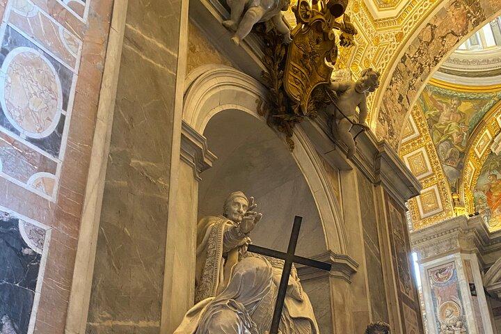 Basilica of St. Peter and Papal Tombs Guided Tour