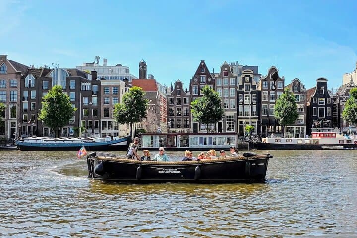 Amsterdam Canal Tour by Open Boat – 90 min Small Group Experience