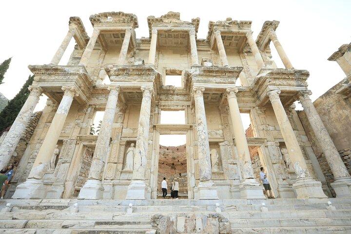 Aegean Gems: Tour to Laodicea Pamukkale Priene Miletus Ephesus