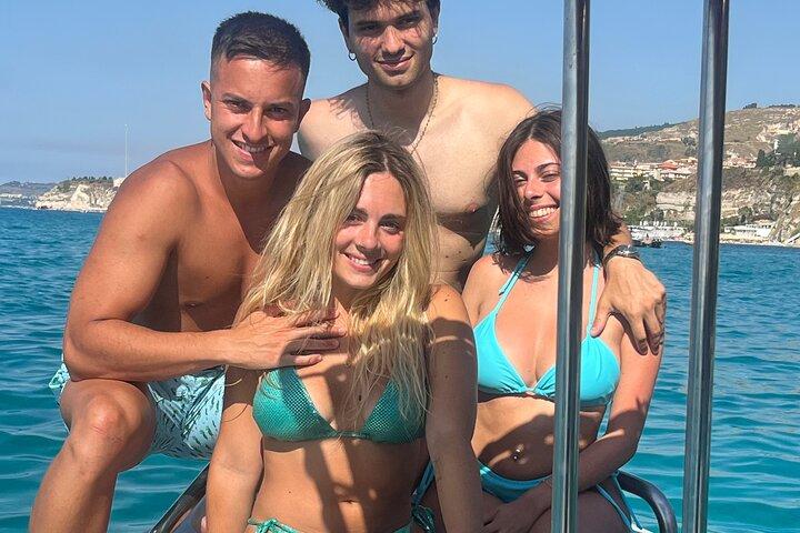 Tour from Tropea to Capo Vaticano with snorkeling Maximum 10 people