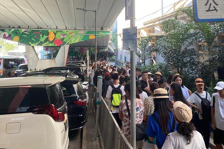 Hong Kong Peak Tram with Tour Guide/Skip the line/Fastlane