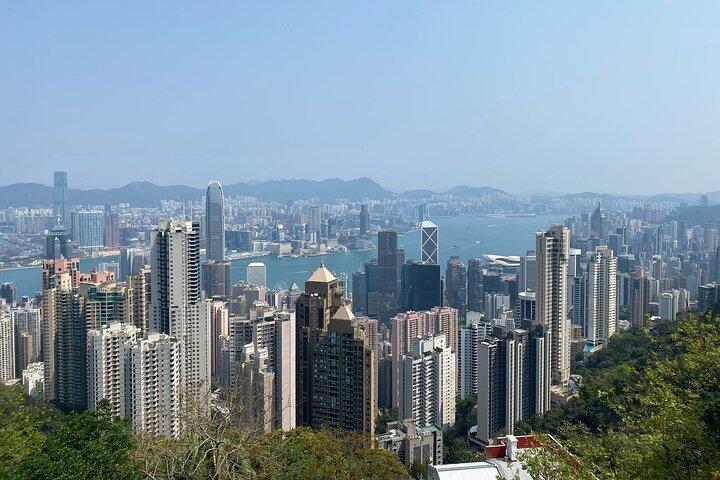 Hong Kong Peak Tram with Tour Guide/Skip the line/Fastlane