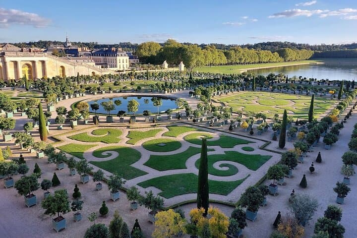 Palace of Versailles Priority Access Entry with Gardens & Trianon
