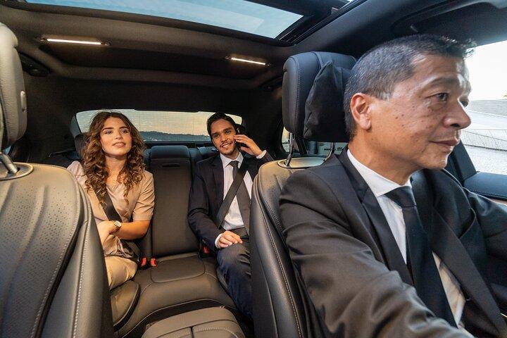 Porto to Lisbon Private Transfer with 3 Scenic Stops