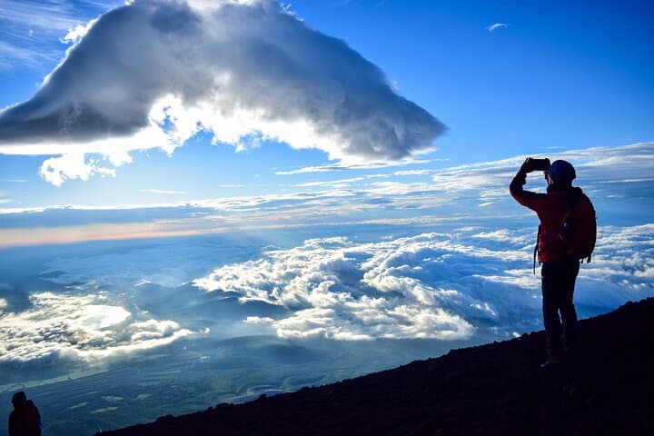 1-Day Mt.Fuji Hiking Tour(Subashiri 5th to 7th) from Tokyo