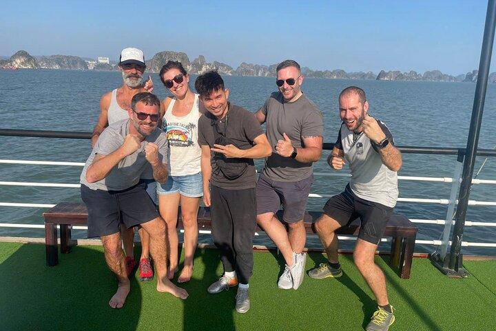 Halong Bay Shore Excursion: Full Day Cruise Tour from Cruise Port
