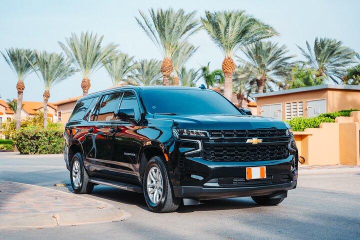 Private Round - Trip Airport Transfer in Aruba Luxury SUV