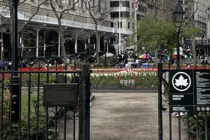 Guided Tour (with Audio) Hamilton Musical in Lower Manhattan NYC