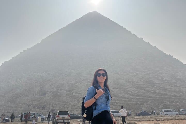 Private tour The Great pyramids , sphinx ,inside pyramid , lunch